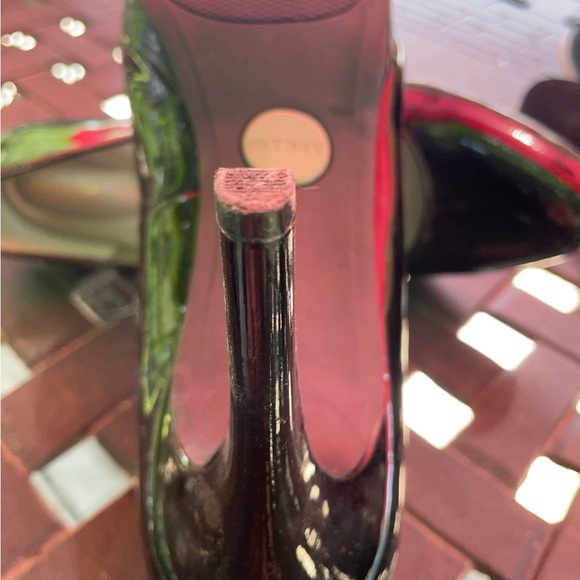 MTNY Stilettos - Picture 2 of 9